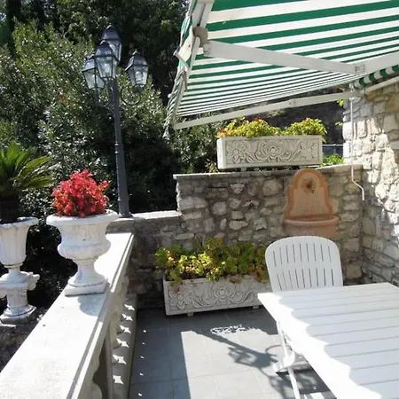Pinetina Apartment *